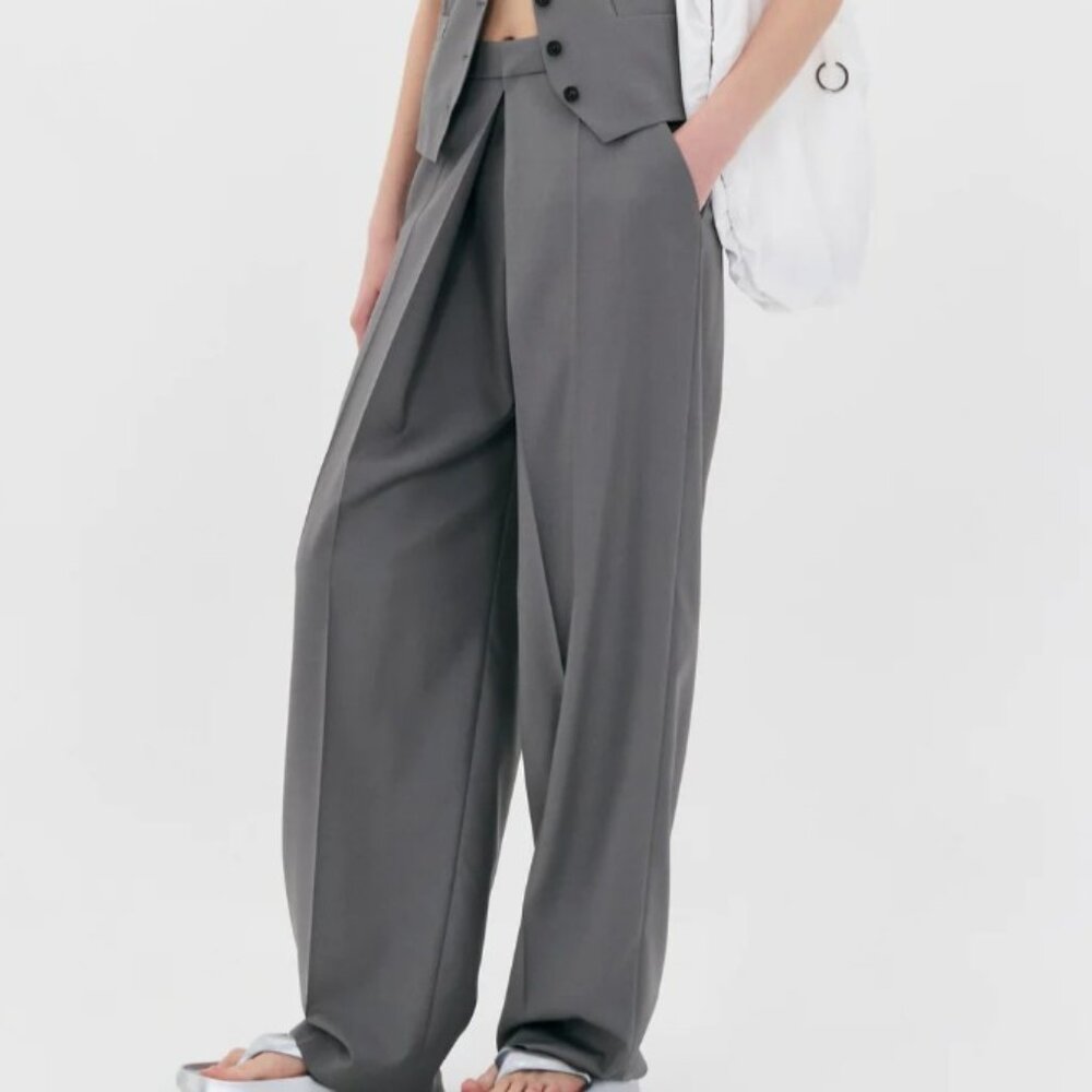 LOW CLASSIC Deep Tuck Loose-Fitting Wool Trousers in Grey - Size XS (NWT)